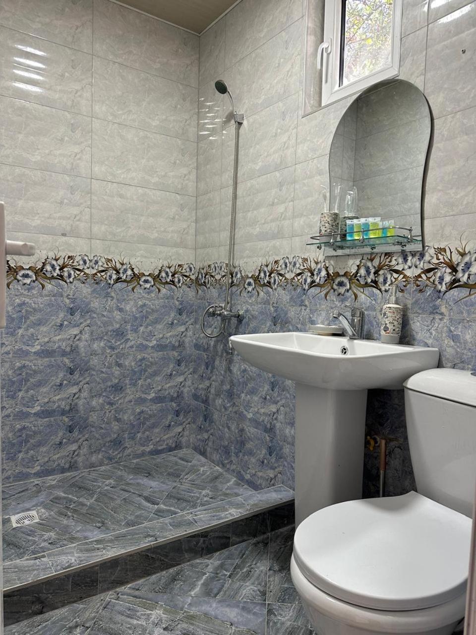 Hotel-Gvala Вардзия Екстериор снимка